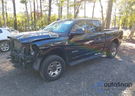 2020 Ram 2500 Tradesman 4X4 6'4 Box z USA, uszkodzony, nr VIN 3C6UR5CL3LG302920